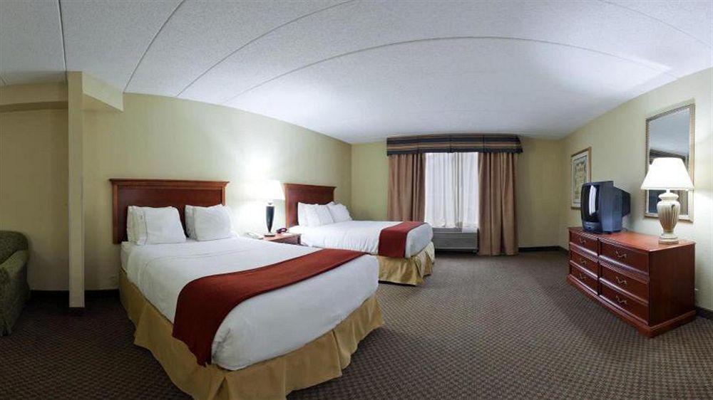 Holiday Inn Express Hotel & Suites Fort Wayne By Ihg Ellisville Bagian luar foto