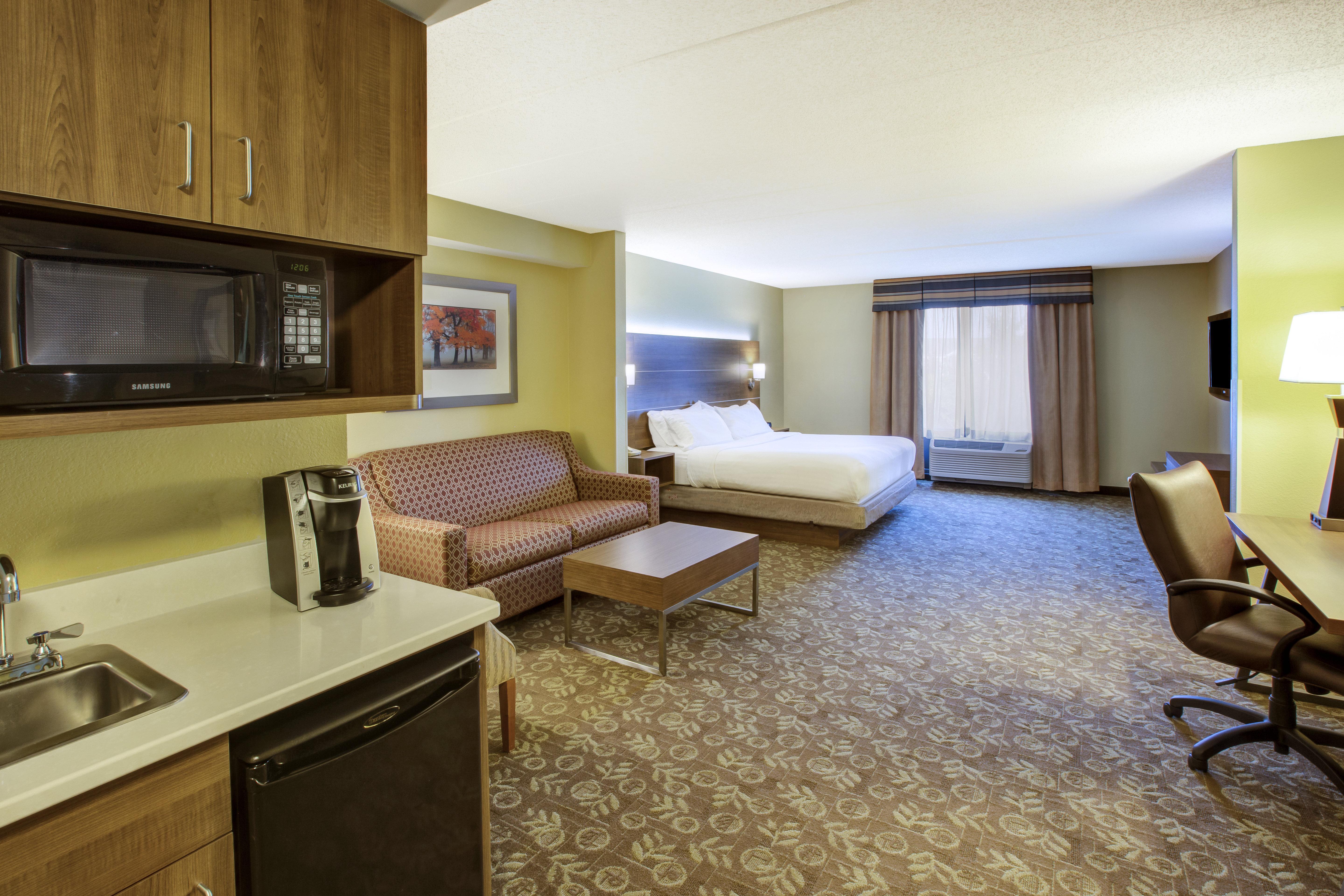 Holiday Inn Express Hotel & Suites Fort Wayne By Ihg Ellisville Bagian luar foto