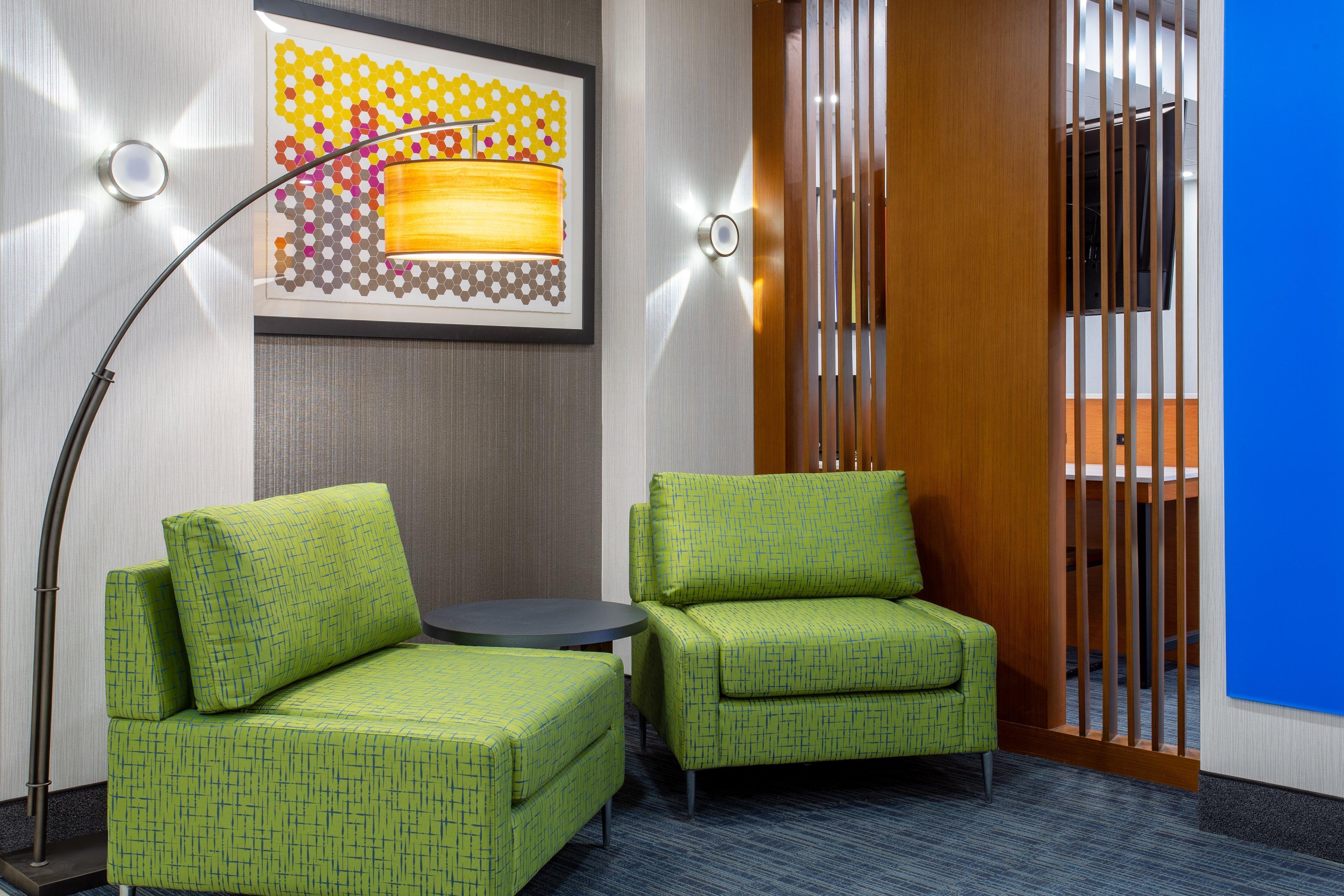 Holiday Inn Express Hotel & Suites Fort Wayne By Ihg Ellisville Bagian luar foto