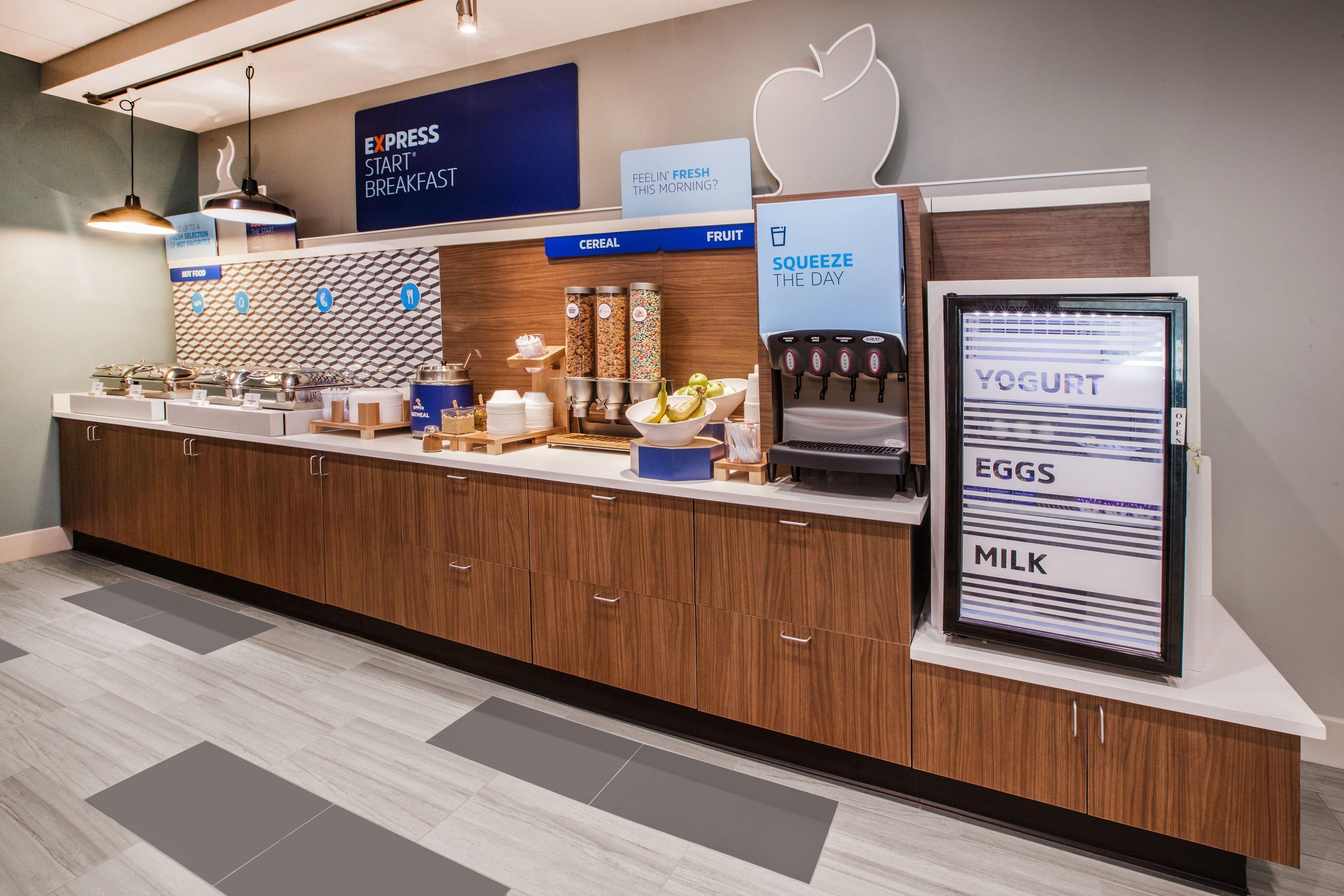 Holiday Inn Express Hotel & Suites Fort Wayne By Ihg Ellisville Bagian luar foto